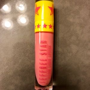 Jeffree Star velour liquid lip